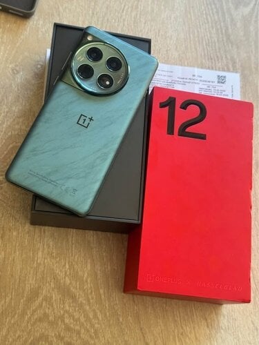 Περισσότερες πληροφορίες για "OnePlus 12 (Πράσινο/512 GB)"