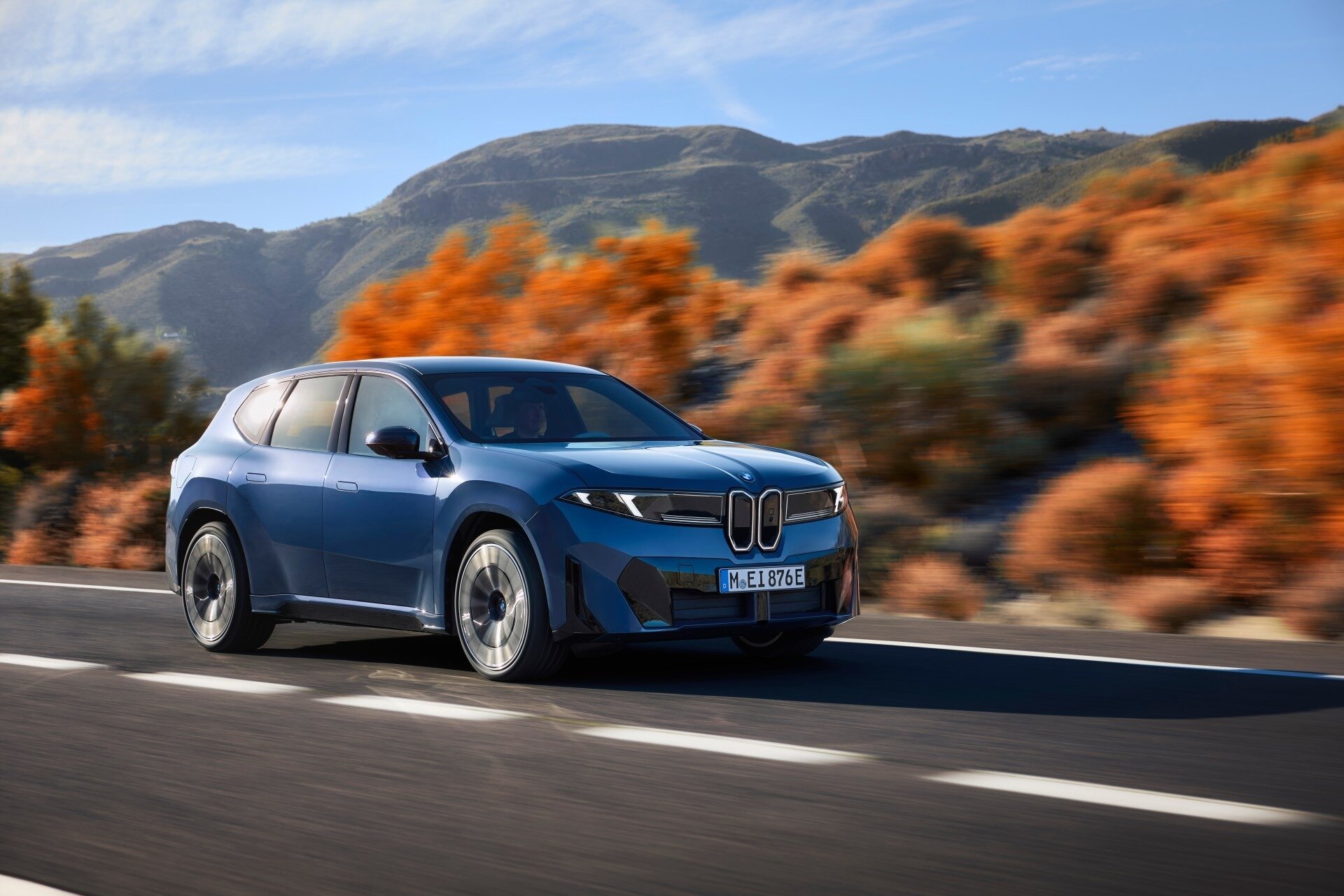 Η BMW αποκαλύπτει το iX3: Το πρώτο όχημα της νέας γενιάς ηλεκτρικών "Neue Klasse"