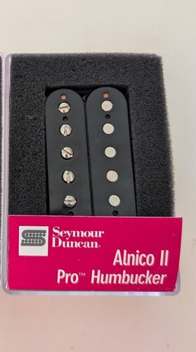 Περισσότερες πληροφορίες για "Seymour Duncan APH-1 Neck pickup"