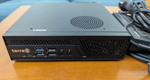 Περισσότερες πληροφορίες για "TERRA tiny PC Mini SILENT | i5-12400 | 16GB RAM | 480GB SSD | Win 10 Pro"