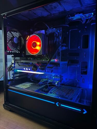 Περισσότερες πληροφορίες για "GAMING PC RTX 3090 RYZEN 7 3700X 32GB RAM"