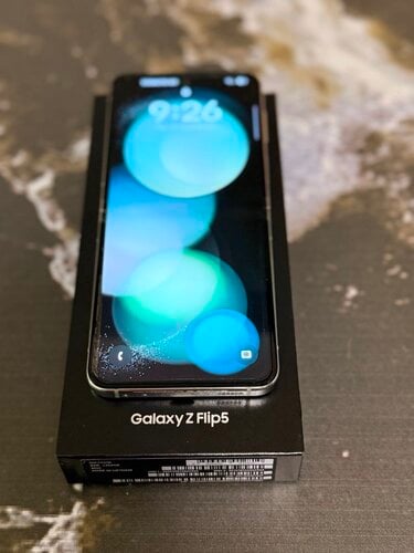 Περισσότερες πληροφορίες για "Samsung Galaxy Z Flip 5 (Μέντα/256GB)"