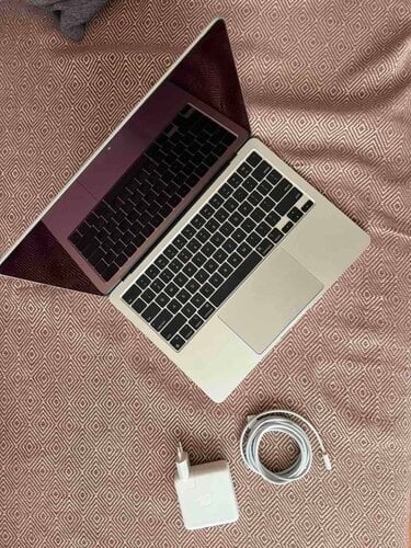 Περισσότερες πληροφορίες για "Macbook air 13.6" M2 8/256 Silver"