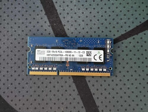 Περισσότερες πληροφορίες για "Hynix 2GB DDR3L (hmt425s6afr6a-pb) // 2GB - DDR3L - 1600"