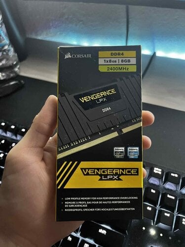 Corsair 2x8GB Vengeance 2400MHz DDR4 RAM sticks