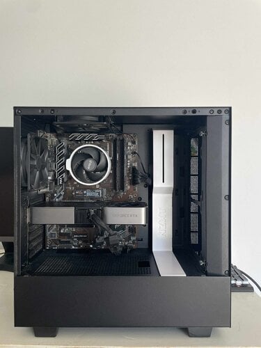 Περισσότερες πληροφορίες για "Gaming Pc Founders Edition"