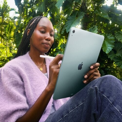 Περισσότερες πληροφορίες για "Apple iPad Air 2024 13" (256 GB/M2/8 GB/iPadOS 16)"