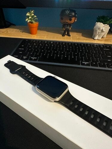 Περισσότερες πληροφορίες για "Apple Watch SE (40mm/Ασημί/Αλουμίνιο)"