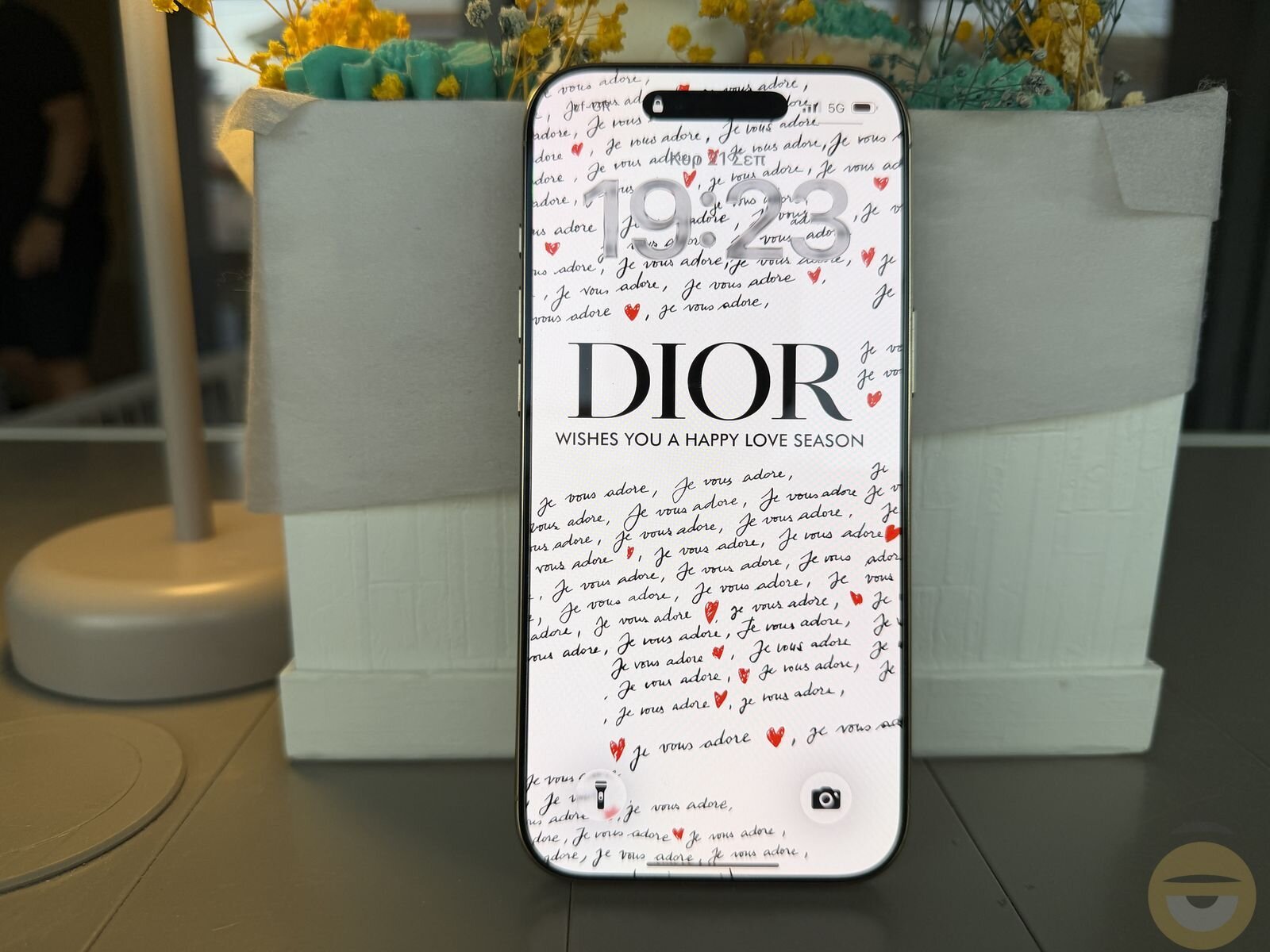 Apple iPhone Air Review - Fashion statement ή το iPhone του μέλλοντος;