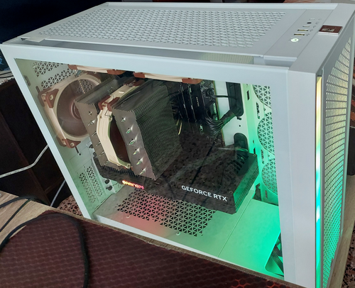 Περισσότερες πληροφορίες για "ΕΥΚΑΙΡΙΑ!!! Desktop RTX5080 CPU 9800X3D 64gb RAM 30CL 6000mhz 2TB 1000W"
