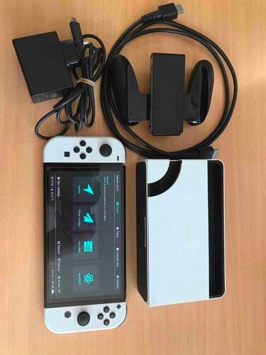 Περισσότερες πληροφορίες για "Nintendo Switch OLED – Τσιπαρισμένο (CFW με modchip)  +128 GB SD με πολλά παιχνίδια + Θήκη"