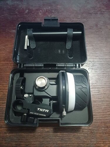 Περισσότερες πληροφορίες για "Tilta mini follow focus"