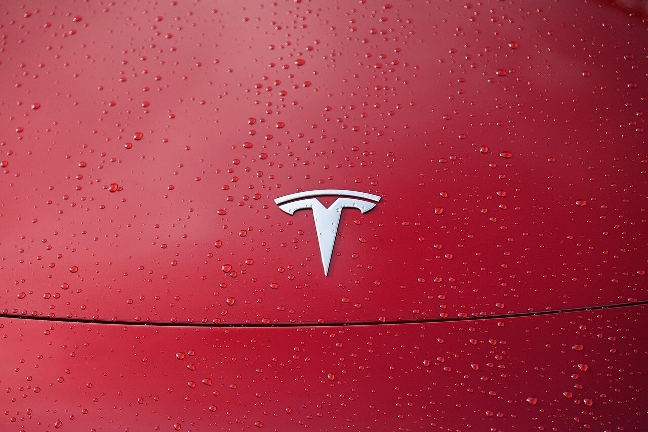 Το Master Plan 4 της Tesla εστιάζει σε τεχνητή νοημοσύνη και ρομπότ αλλά με γενικότητες