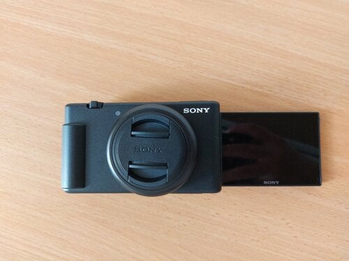 Περισσότερες πληροφορίες για "SONY ZV-1F Vlog camera"