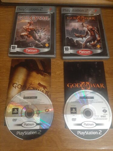 Περισσότερες πληροφορίες για "Sony PlayStation 2 (PS2) God of War 1 και 2 μεταχειρισμένο, πλήρες με manual"