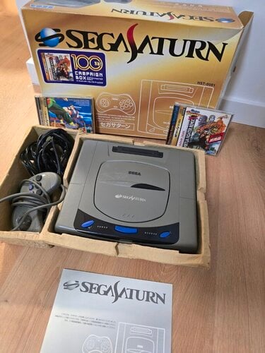 Περισσότερες πληροφορίες για "sega saturn 100th campaign box japan ntsc-j"