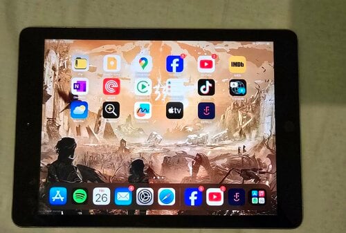Περισσότερες πληροφορίες για "Apple iPad 2017 9.7" (32 GB/A9/iOS 16)"