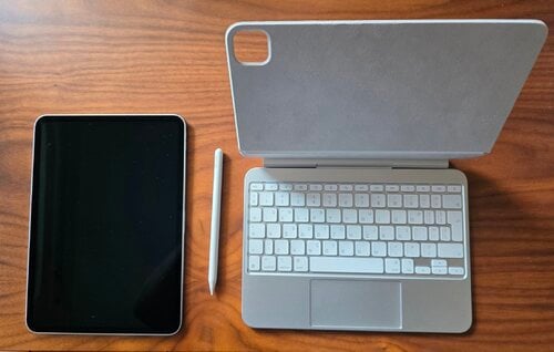 Περισσότερες πληροφορίες για "Apple iPad Pro 2024 11" (WiFi/256 GB/M4/8 GB/iPadOS 26)"