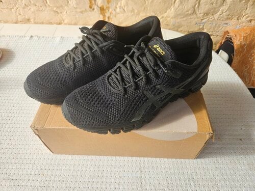 Περισσότερες πληροφορίες για "ASICS GEL QUANTUM 360 KNIT 2"