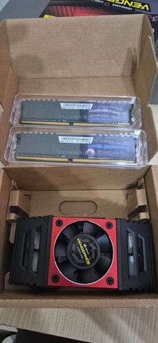 Περισσότερες πληροφορίες για "Corsair 16 Gb 3600 Samsung B-die"