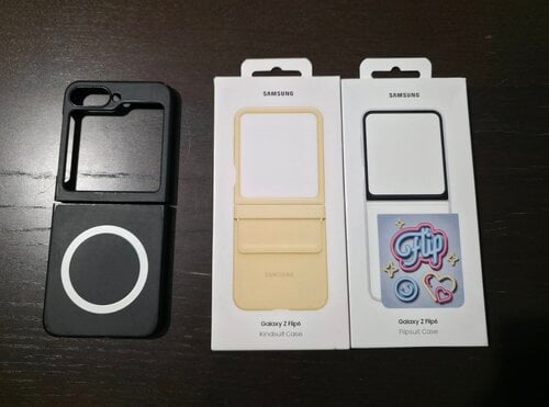 Περισσότερες πληροφορίες για "Θήκες Samsung Galaxy Z Flip6"