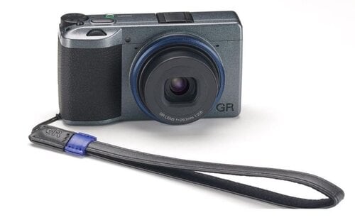 Περισσότερες πληροφορίες για "Ricoh GR IIIx Urban Edition"