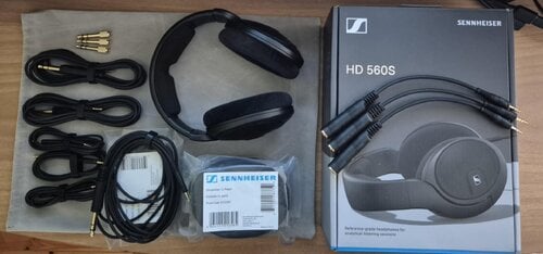 Περισσότερες πληροφορίες για "Sennheiser HD 560s (Μαύρο/Ενσύρματα)"