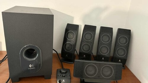 Περισσότερες πληροφορίες για "Ηχεία Logitech 5.1 X-540 στο κουτι τους"