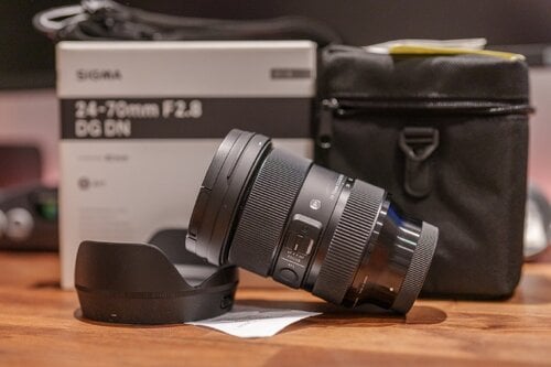 Περισσότερες πληροφορίες για "Sigma 24-70mm f/2.8 DG DN Art (Sony E-Mount) Σαν καινούργιος - Πλήρες πακέτο - Απόδειξη αγοράς"