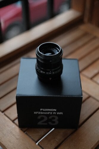 Περισσότερες πληροφορίες για "Fujifilm Fujinon 23mm F2 R WR"