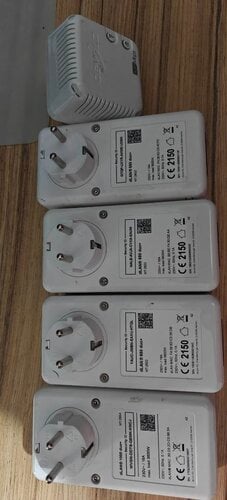 Περισσότερες πληροφορίες για "Devolo powerlines"