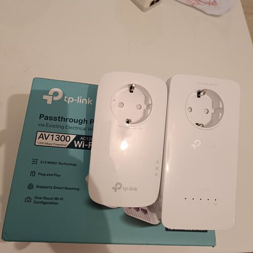 Περισσότερες πληροφορίες για "Tp Link powerline TL-WPA8631P kit (+extras)"