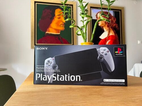 Περισσότερες πληροφορίες για "Ps portal 30th anniversary limited edition"