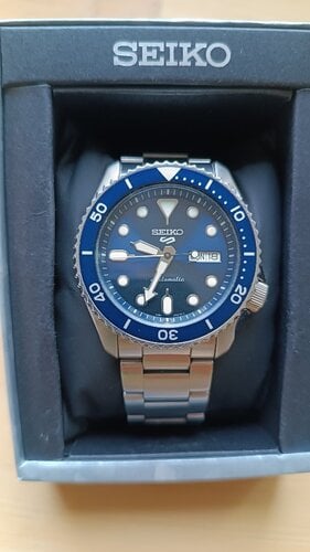 Περισσότερες πληροφορίες για "SEIKO 5 SPORTS AUTOMATIC SRPD51K1J (ΜΠΛΕ ΚΑΝΤΡΑΝ)"