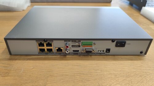 Περισσότερες πληροφορίες για "Hikvision DS-7604NXI-K1/4P Τρέχον μοντέλο"