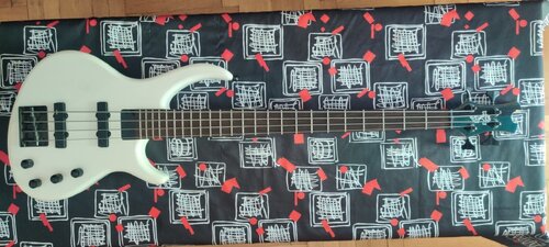 Περισσότερες πληροφορίες για "Epiphone Toby Standard IV  - Boss Bass Overdrive odb-3"