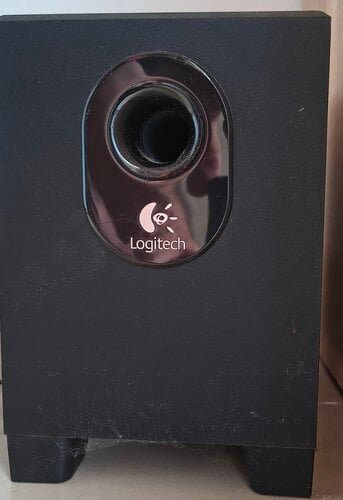 Περισσότερες πληροφορίες για "Ηχεία Logitech 2.1"