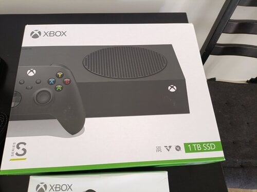Περισσότερες πληροφορίες για "Xbox series s 1tb καί παρελκόμενα"