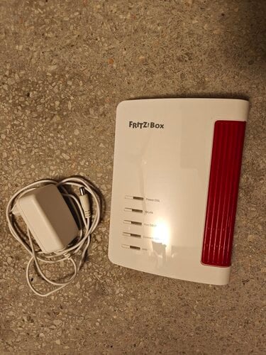 Περισσότερες πληροφορίες για "AVM FRITZ!Box 7530"