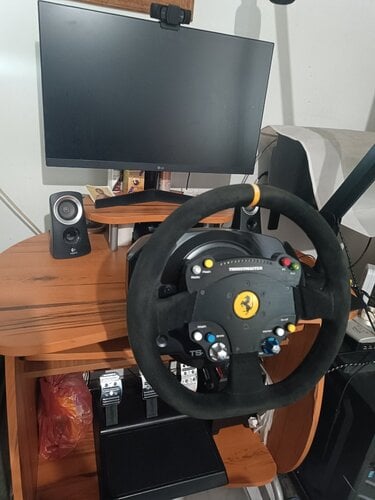 Περισσότερες πληροφορίες για "Τιμονιέρα Thrustmaster TS-PC Racer 488 Challenge Edition + T3PA Pedals"