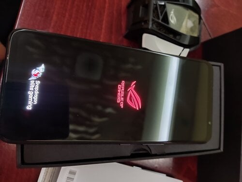 Περισσότερες πληροφορίες για "Asus rog phone 7 16/512"