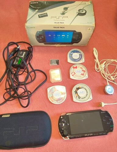 Περισσότερες πληροφορίες για "Sony PSP τσιπαρισμένο"