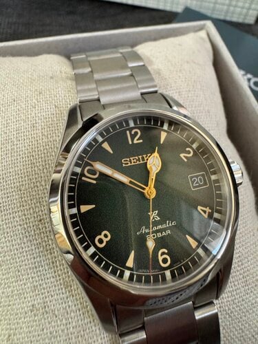 Περισσότερες πληροφορίες για "Seiko alpinist"
