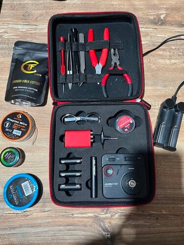 Περισσότερες πληροφορίες για "Coil master kit +  2μπαταρος φορτιστης"