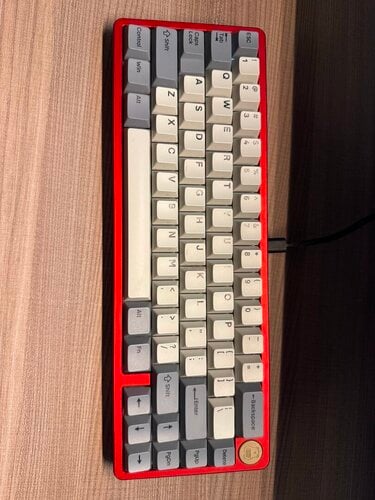 Περισσότερες πληροφορίες για "Cub 65 custom mechanical keyboard"