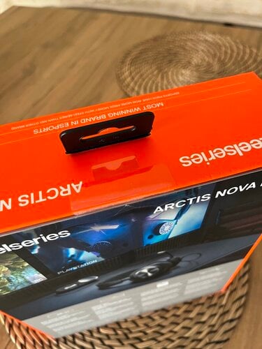 Περισσότερες πληροφορίες για "Steelseries Arctis Nova Pro (Μαύρο/Ενσύρματα)"