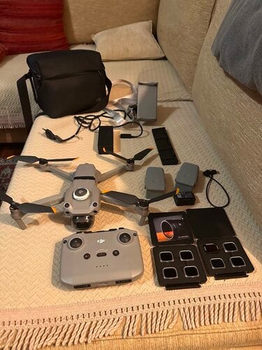 Περισσότερες πληροφορίες για "DJI AIR 2S Fly More Combo +extras"