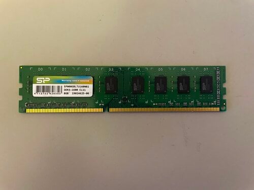 Περισσότερες πληροφορίες για "Silicon Power 8GB DDR3 DIMM SP008GBVTU160N02 (8 GB/DDR3/1600MHz)"