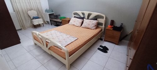 Περισσότερες πληροφορίες για "Πωλείται κρεβάτι 2πλο με στρώμα 1.60Χ2.00"