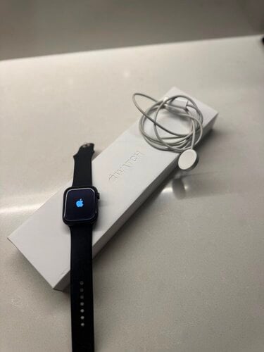 Περισσότερες πληροφορίες για "Apple Watch Series 7 (45mm/Μαύρο/Αλουμίνιο)"